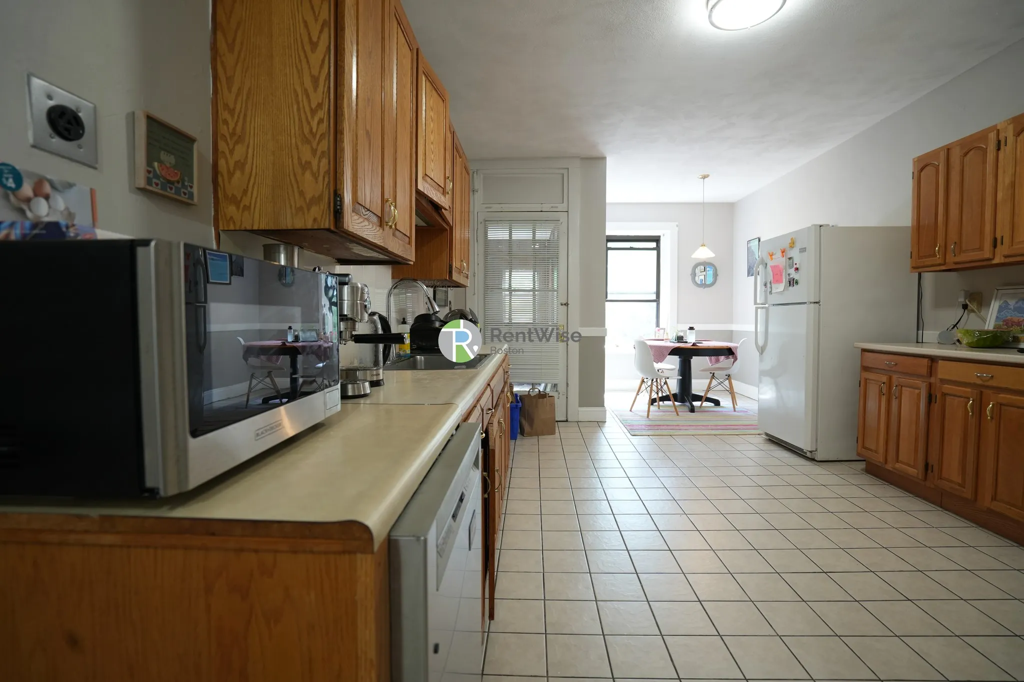 4 bed, 1 bath apartment for rent at 30 Claflin Path Unit 3, Aspinwall Hill — photo 7 of 19