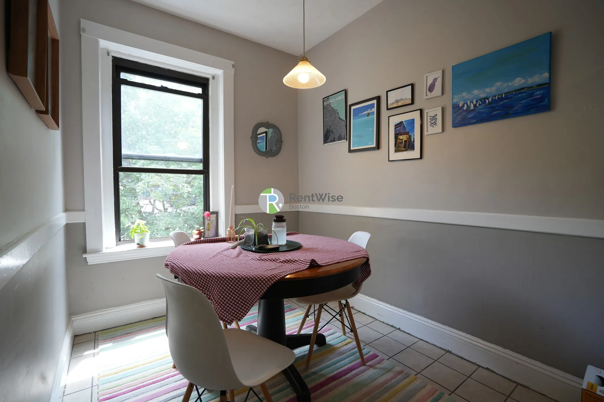 4 bed, 1 bath apartment for rent at 30 Claflin Path Unit 3, Aspinwall Hill — photo 10 of 19