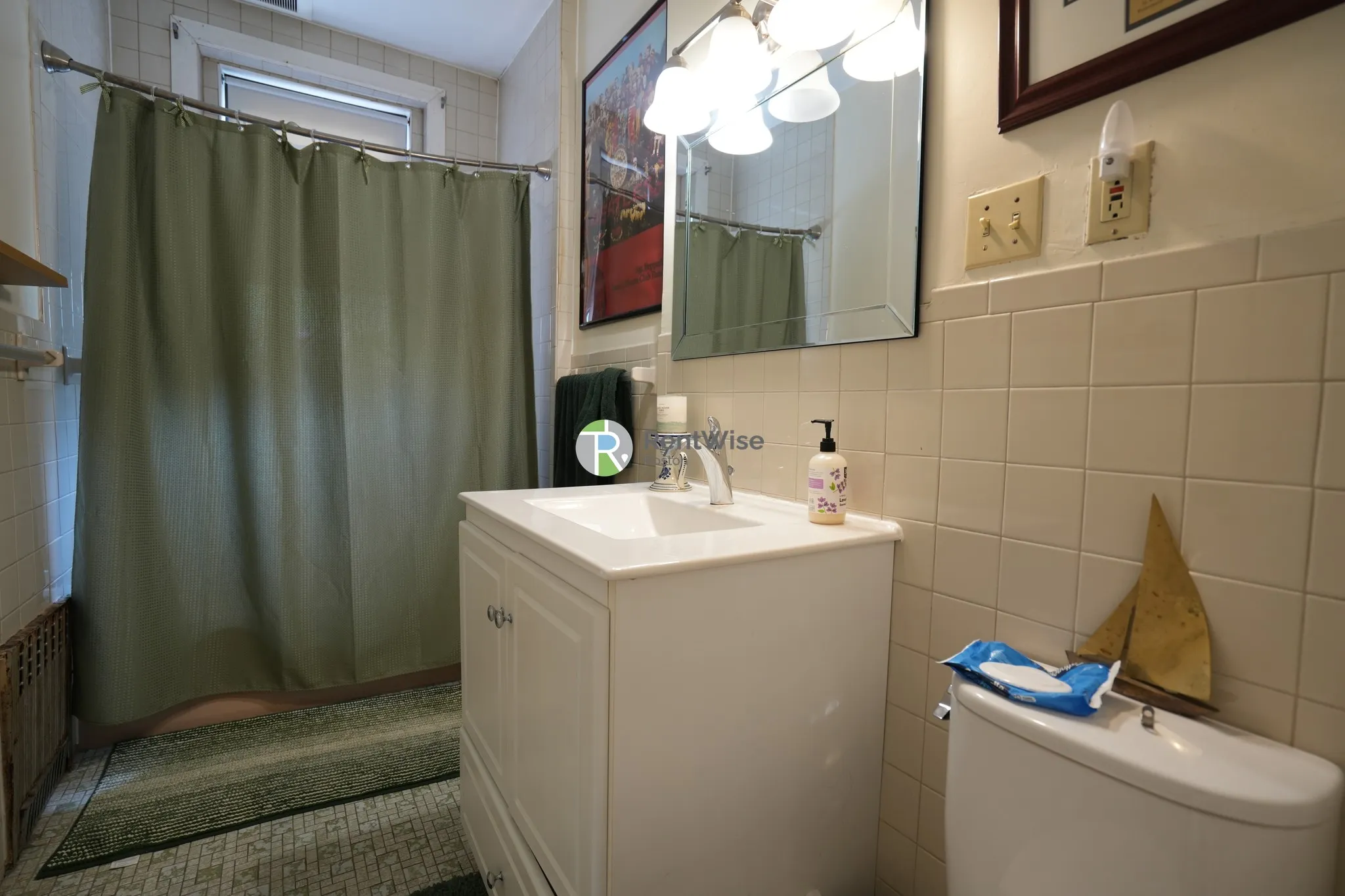 4 bed, 1 bath apartment for rent at 30 Claflin Rd Unit 3, Aspinwall Hill — photo 13 of 19