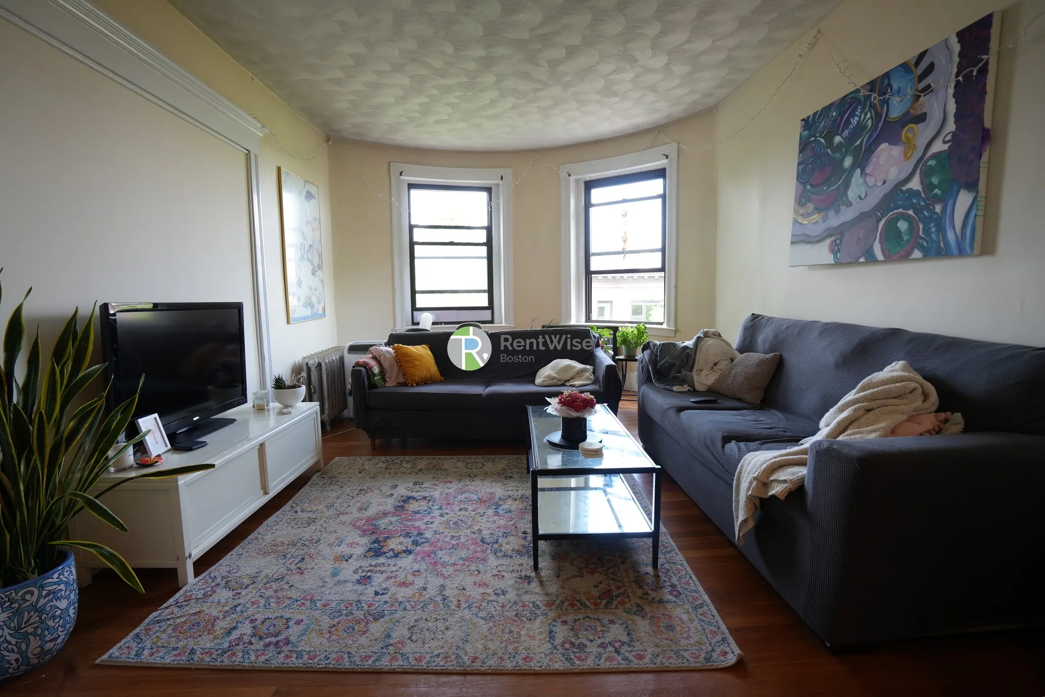4 bed, 1 bath apartment for rent at 30 Claflin Rd Unit 3, Aspinwall Hill — photo 4 of 19