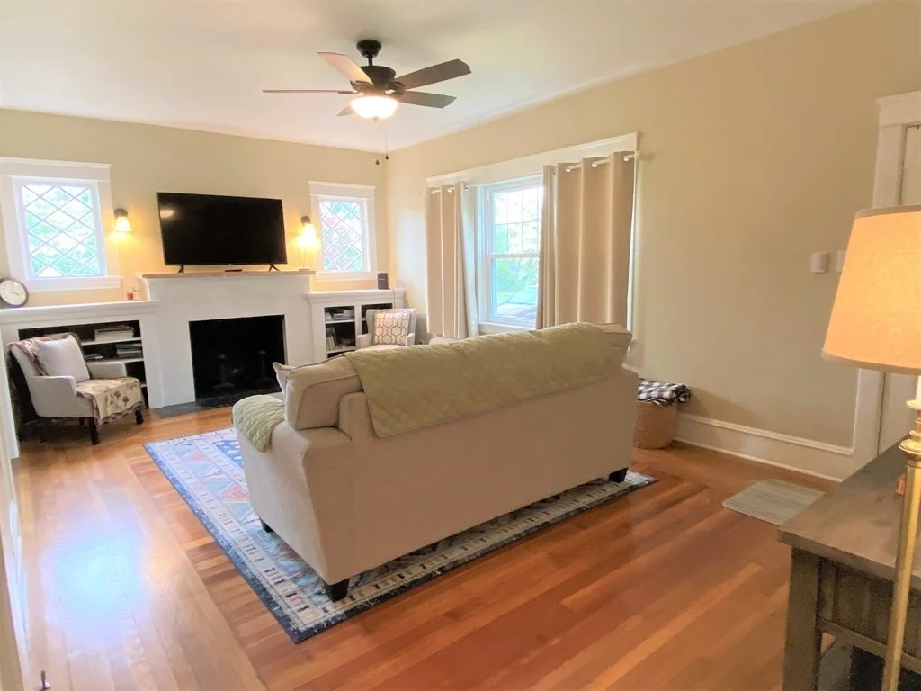 3 bed, 1 bath apartment for rent at 30 Cliff Ave Unit 1, Swansea — photo 5 of 17