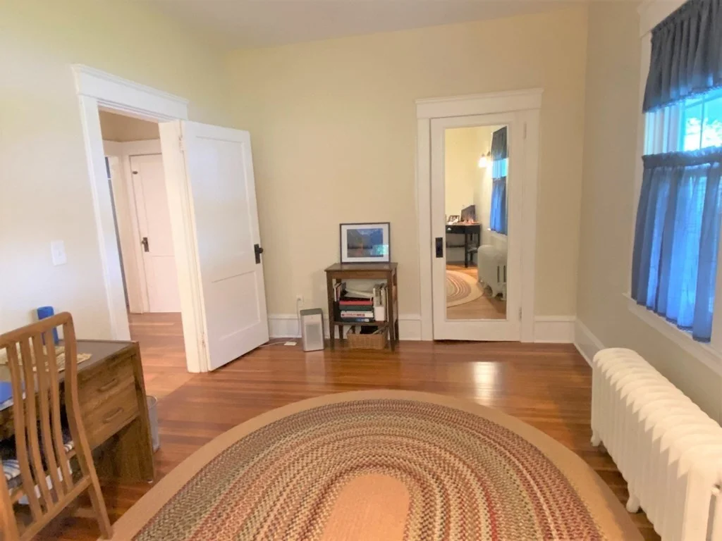 3 bed, 1 bath apartment for rent at 30 Cliff Ave Unit 1, Swansea — photo 11 of 17