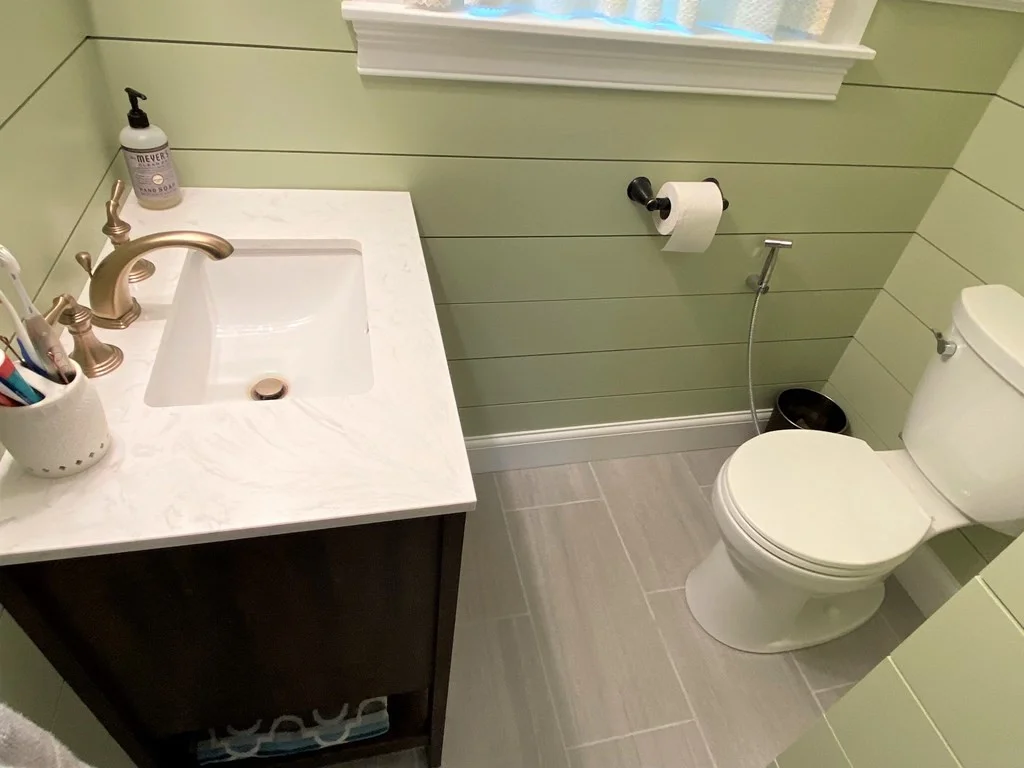3 bed, 1 bath apartment for rent at 30 Cliff Ave Unit 1, Swansea — photo 13 of 17