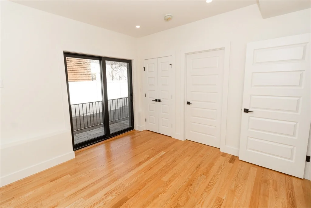 2 bed, 2 bath apartment for rent at 30 Clifton St Unit 30A, Roxbury — photo 9 of 21