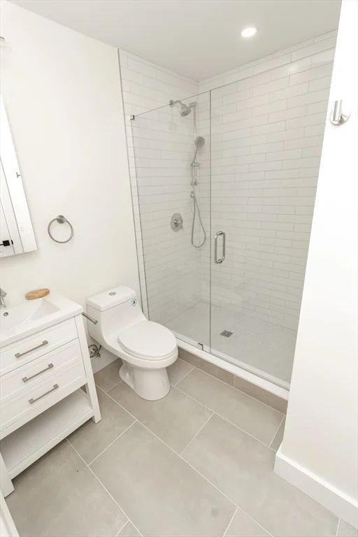 2 bed, 2 bath apartment for rent at 30 Clifton St Unit 30A, Roxbury — photo 11 of 21