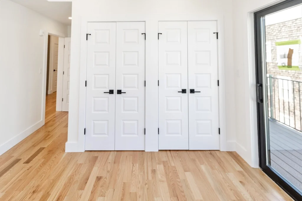 2 bed, 2 bath apartment for rent at 30 Clifton St Unit 30B, Roxbury — photo 11 of 25