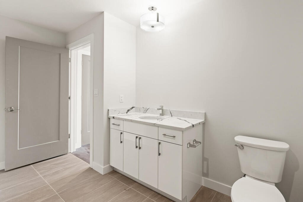 1 bed, 1 bath apartment for rent at 30 Collins Ave Unit 000, Saugus — photo 31 of 35