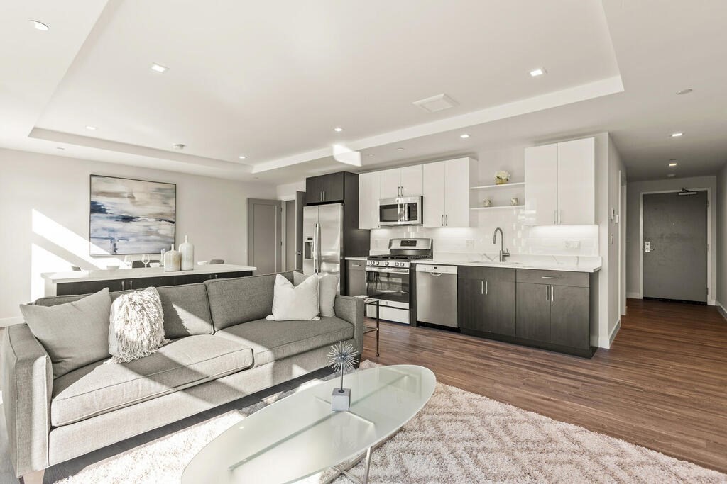 1 bed, 1 bath apartment for rent at 30 Collins Ave Unit 000, Saugus — photo 15 of 35