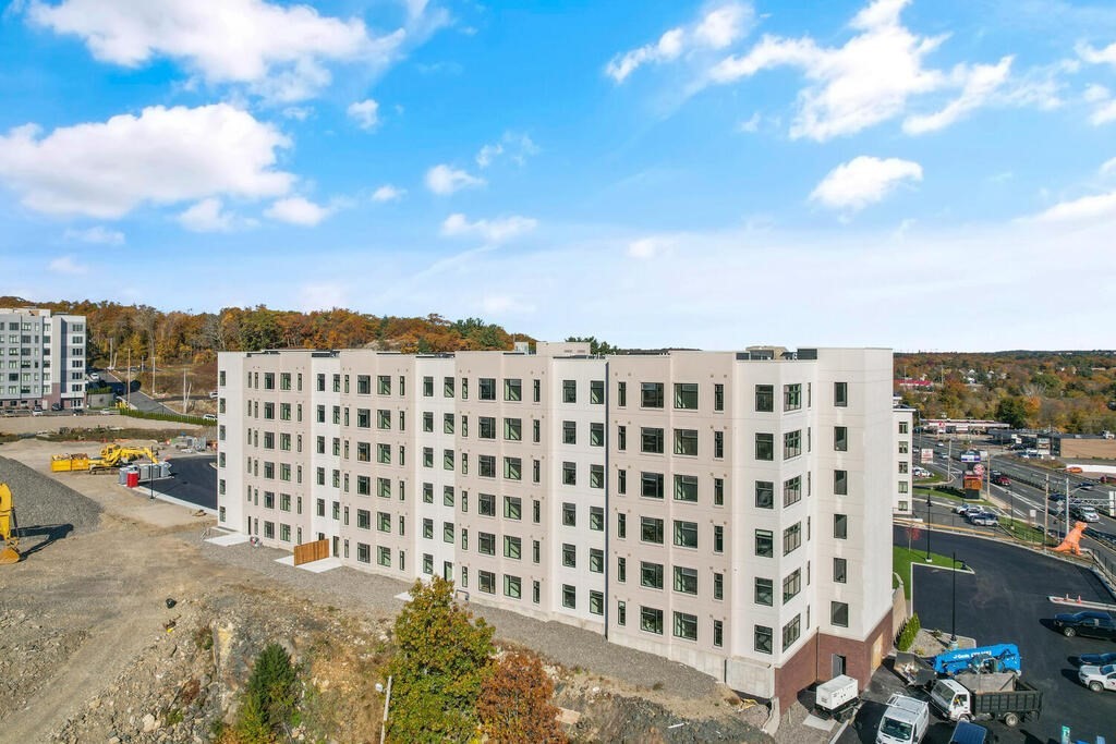 1 bed, 1 bath apartment for rent at 30 Collins Ave Unit 000, Saugus — photo 35 of 35