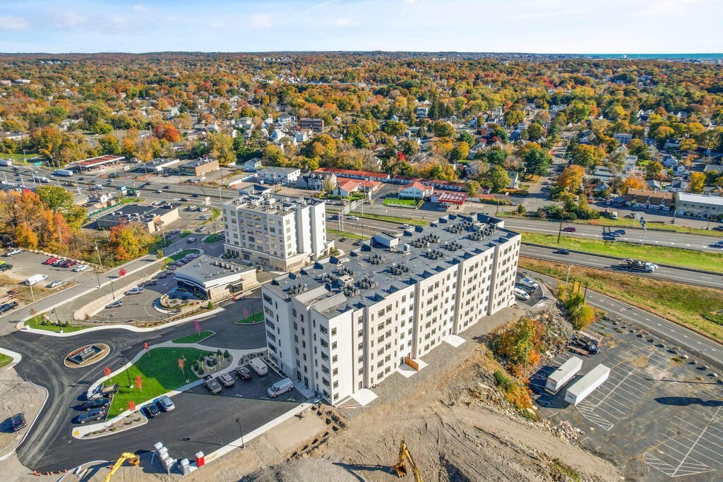 1 bed, 1 bath apartment for rent at 30 Collins Ave Unit 000, Saugus — photo 33 of 35
