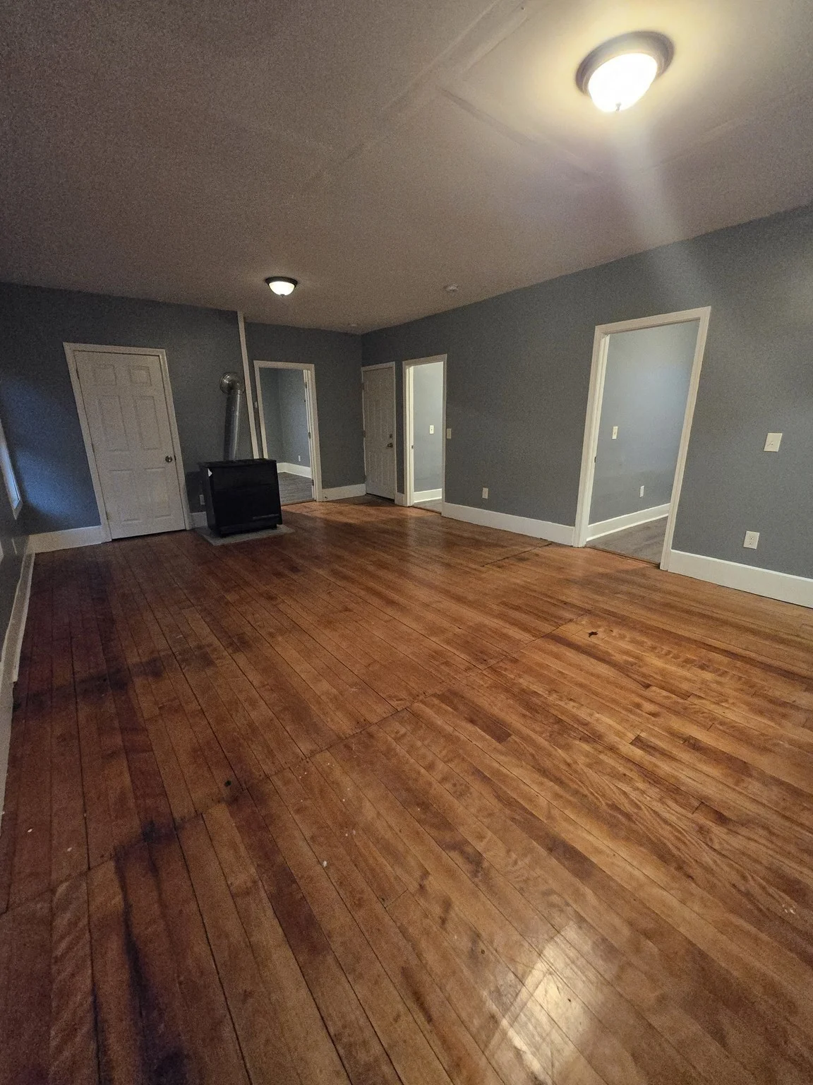 3 bed, 1 bath apartment for rent at 30 Columbia St Unit 2, Worcester — photo 17 of 21