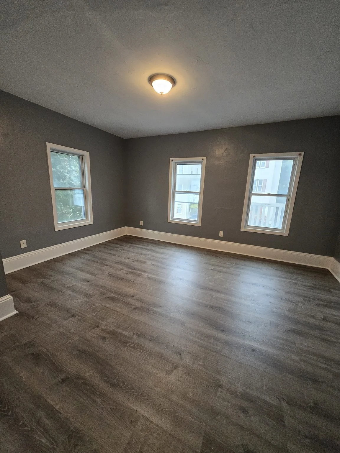 3 bed, 1 bath apartment for rent at 30 Columbia St Unit 2, Worcester — photo 11 of 21