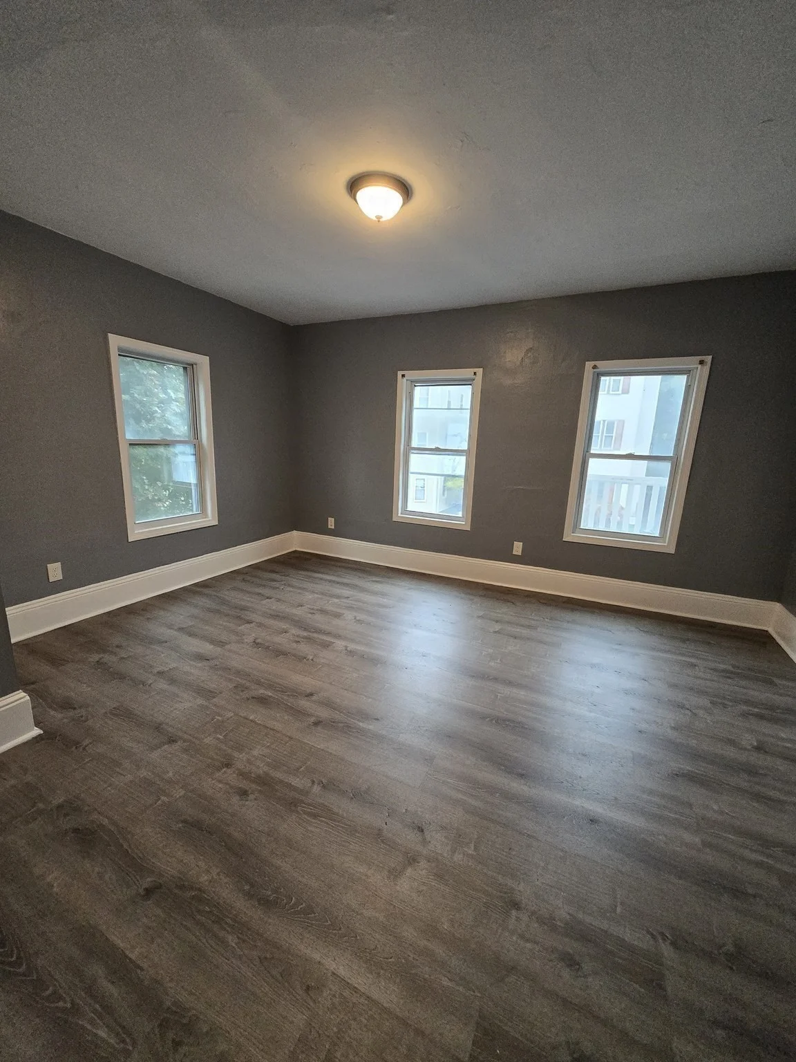 3 bed, 1 bath apartment for rent at 30 Columbia St Unit 2, Worcester — photo 13 of 21