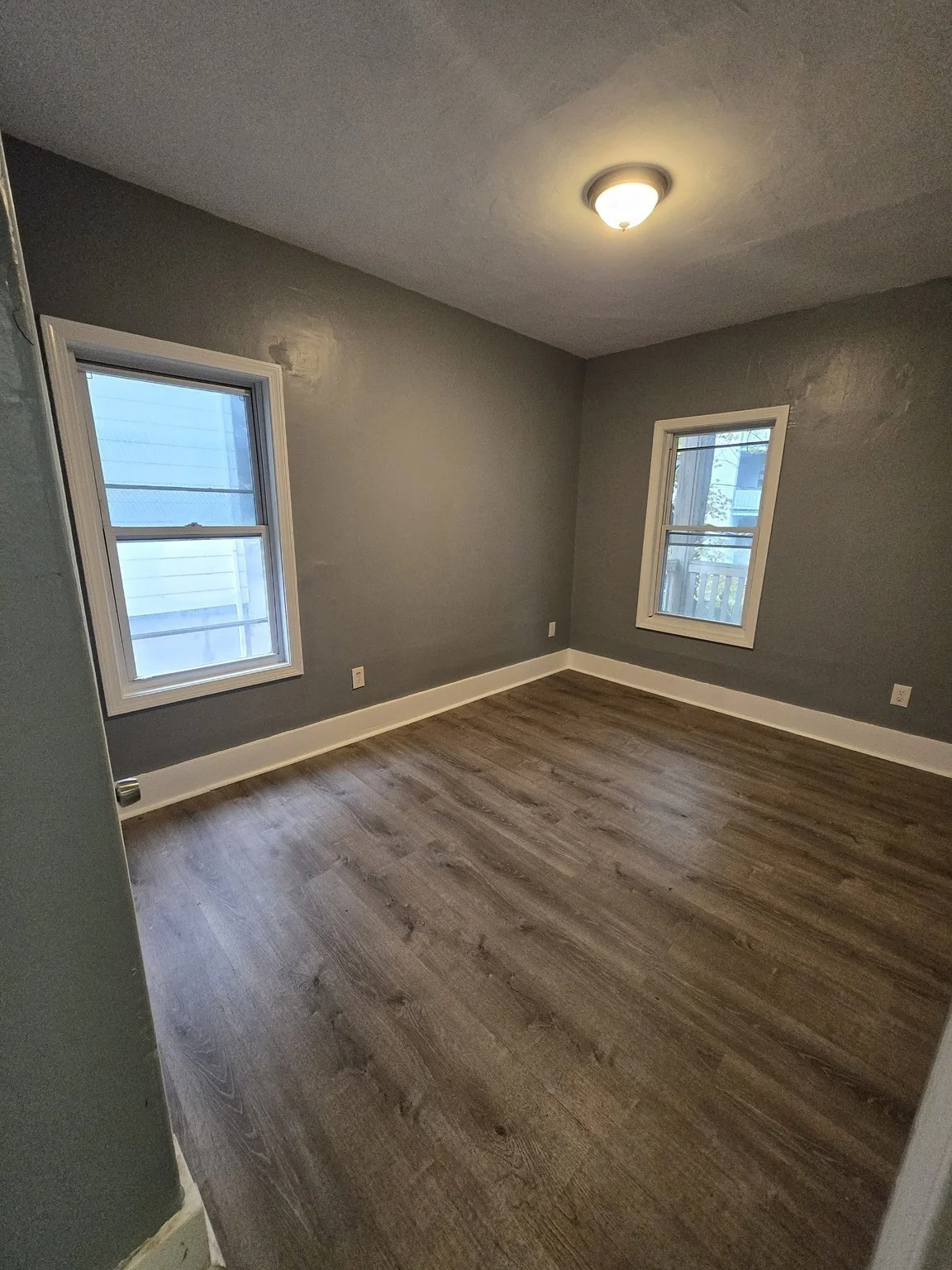 3 bed, 1 bath apartment for rent at 30 Columbia St Unit 2, Worcester — photo 6 of 21