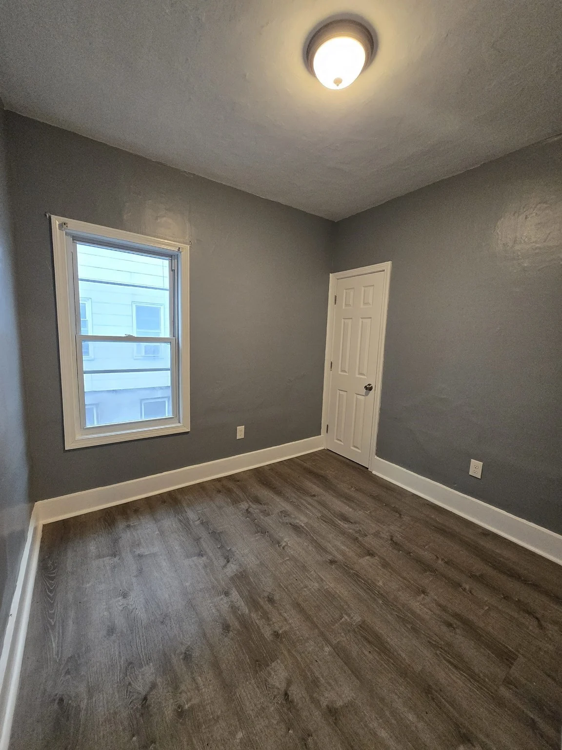 3 bed, 1 bath apartment for rent at 30 Columbia St Unit 2, Worcester — photo 9 of 21