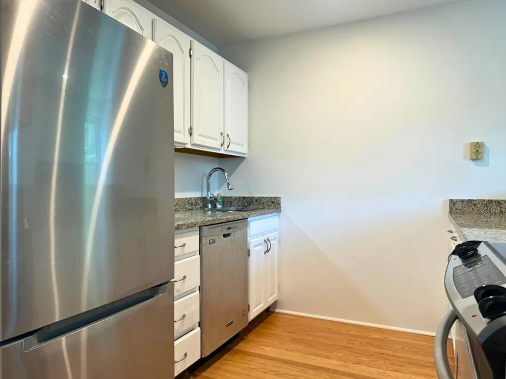 1 bed, 1 bath apartment for rent at 30 Concord Pl Unit 12, South End — photo 8 of 16