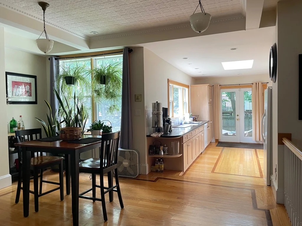 3 bed, 3 bath apartment for rent at 30 Cottage St Unit 30, Central Square — photo 2 of 14