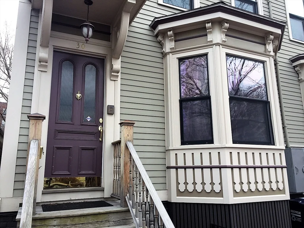 3 bed, 3 bath apartment for rent at 30 Cottage St Unit 30, Central Square — photo 1 of 14