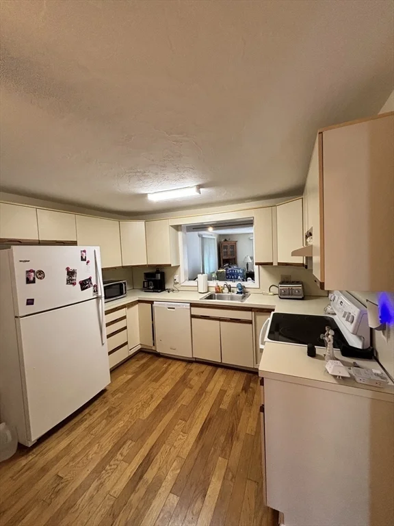 2 bed, 2 bath apartment for rent at 30 Crescent Ln Unit 30, Brewster — photo 5 of 24