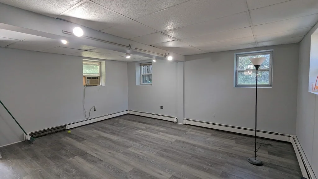 4 bed, 2 bath apartment for rent at 30 Dale Rd, Holbrook — photo 20 of 21