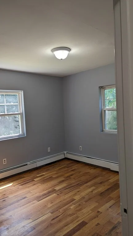 4 bed, 2 bath apartment for rent at 30 Dale Rd, Holbrook — photo 15 of 21
