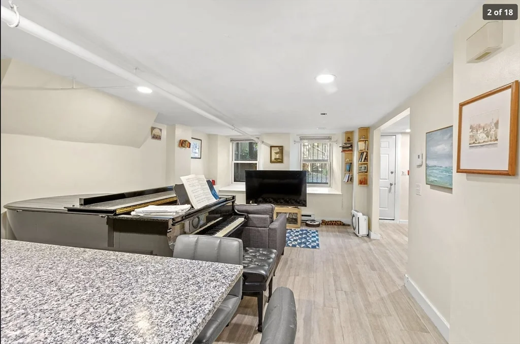 1 bed, 1 bath apartment for rent at 30 Dartmouth St Unit 1, South End — photo 5 of 11