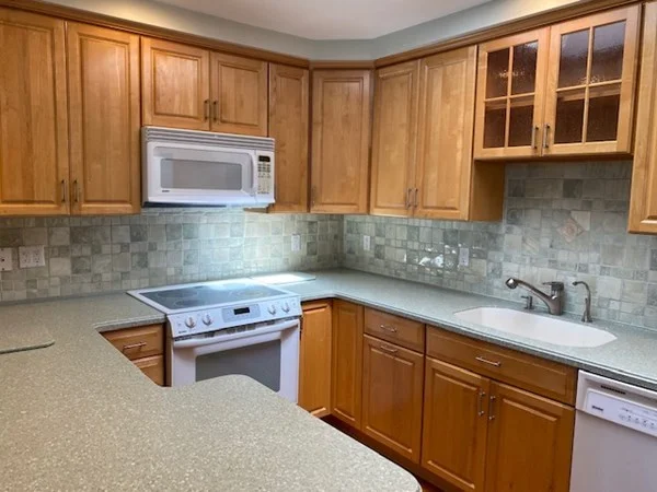 3 bed, 2 bath apartment for rent at 30 Dean Rd Unit D3, Brookline Hills — photo 10 of 33