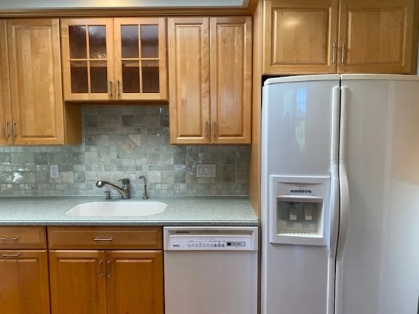 3 bed, 2 bath apartment for rent at 30 Dean Rd Unit D3, Brookline Hills — photo 9 of 33