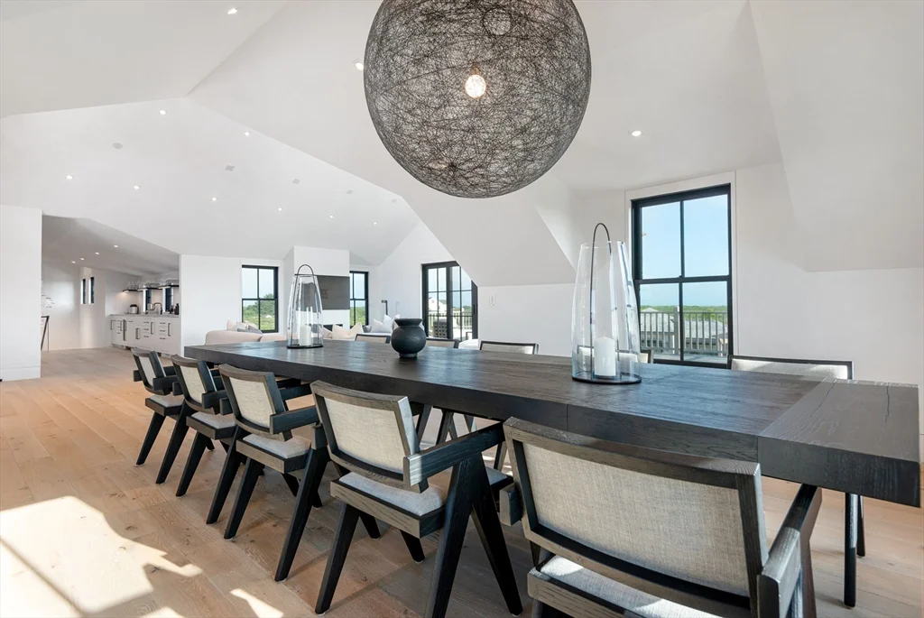 8+ bed, 4+ bath apartment for rent at 30 Devon Street   Big Dip, Nantucket — photo 4 of 42