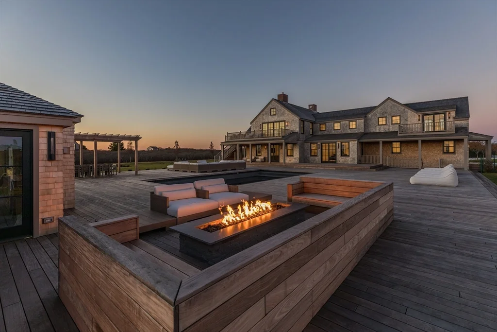 8+ bed, 4+ bath apartment for rent at 30 Devon Street   Big Dip, Nantucket — photo 42 of 42