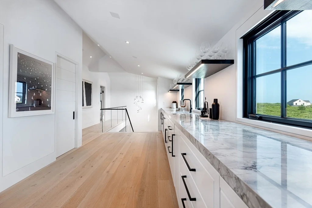 8+ bed, 4+ bath apartment for rent at 30 Devon Street   Big Dip, Nantucket — photo 9 of 42