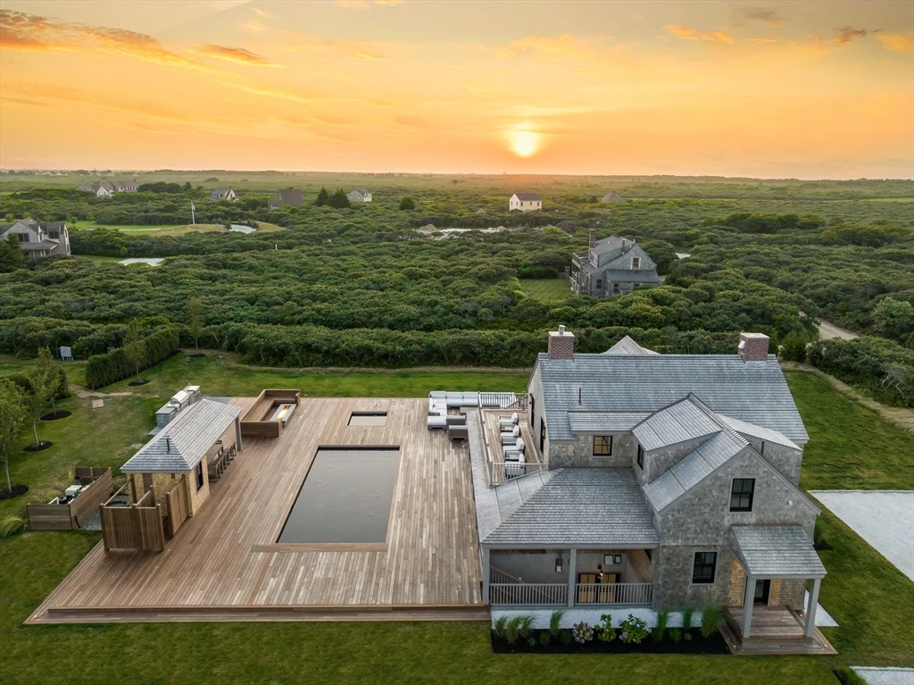 5 bed, 4+ bath apartment for rent at 30 Devon Street   Little Dip, Nantucket