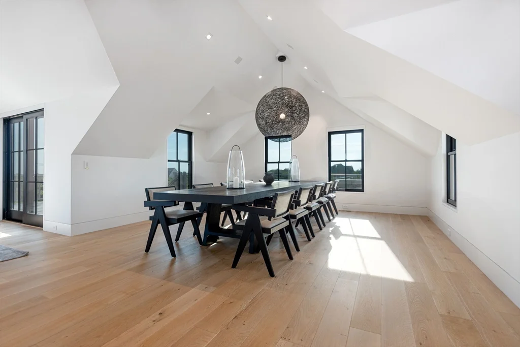 8+ bed, 4+ bath apartment for rent at 30 Devon Unit The Big Dip, Nantucket — photo 7 of 41