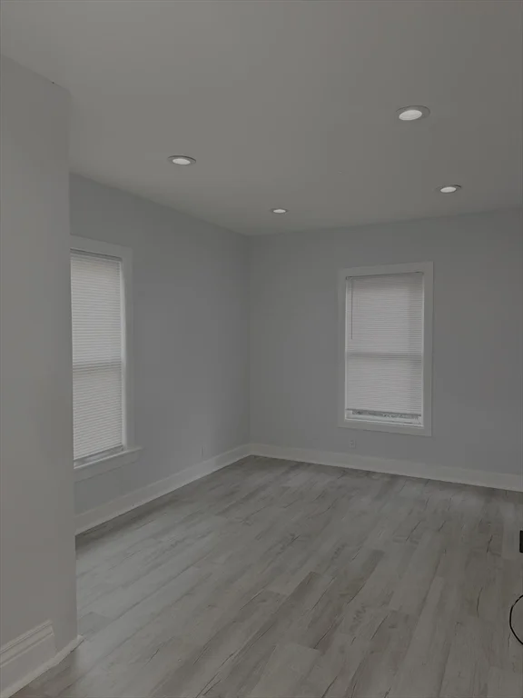 6 bed, 2 bath apartment for rent at 30 Dexter St Unit 30, Lynn