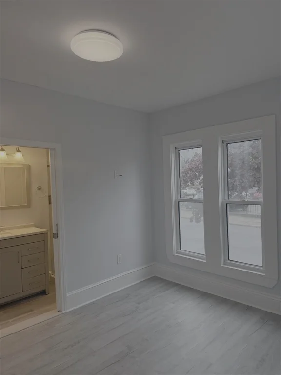 6 bed, 2 bath apartment for rent at 30 Dexter St Unit 30, Lynn — photo 2 of 21
