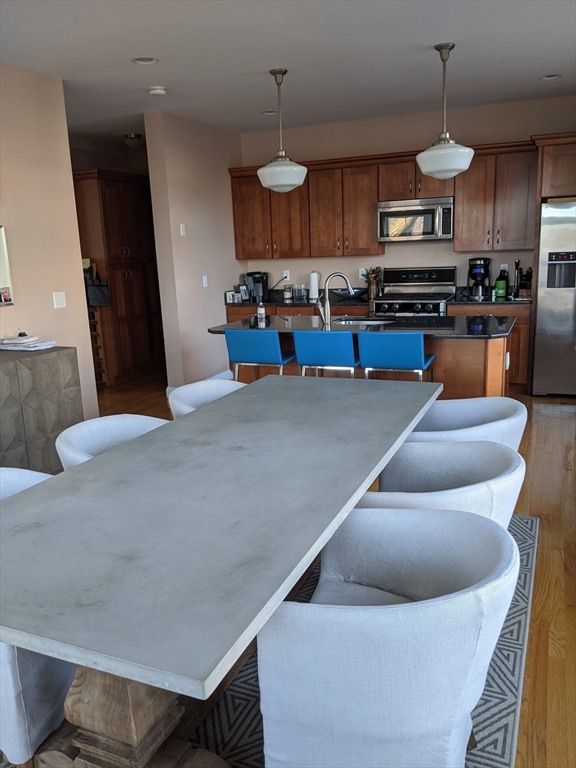 3 bed, 3 bath apartment for rent at 30 Dorr St Unit 0, Roxbury — photo 5 of 13