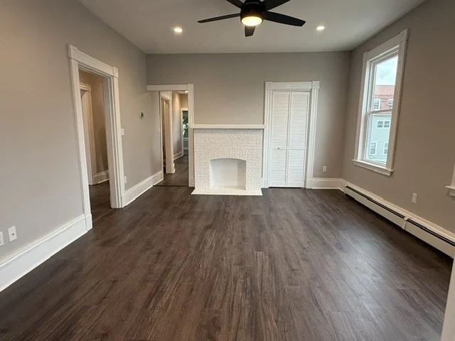 2 bed, 1 bath apartment for rent at 30 Dyer Ave Unit 2, Everett — photo 3 of 13