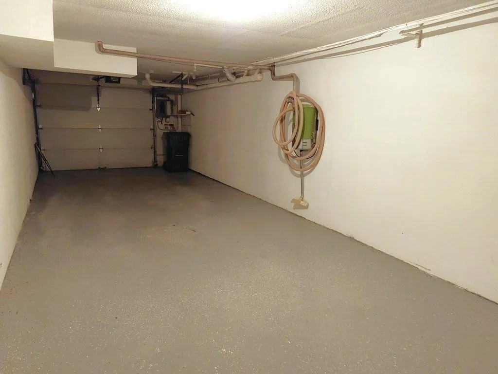 2 bed, 2 bath apartment for rent at 30 E Bluff Rd Unit 30, Ashland — photo 18 of 19