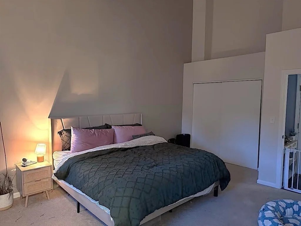 2 bed, 2 bath apartment for rent at 30 E Bluff Rd Unit 30, Ashland — photo 7 of 19