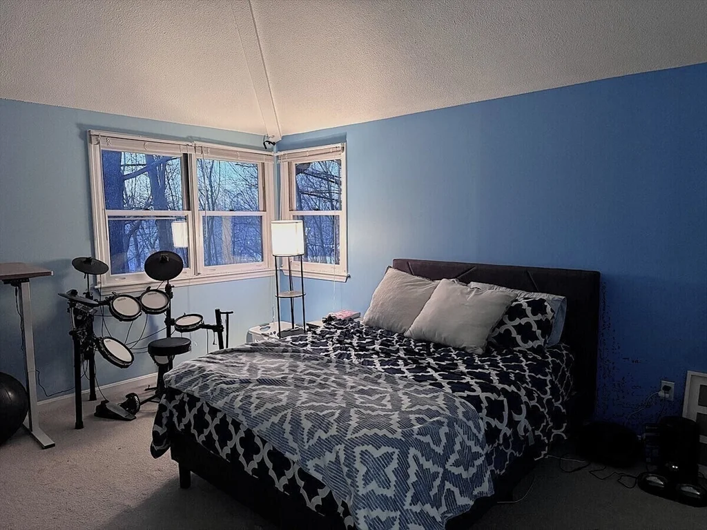 2 bed, 2 bath apartment for rent at 30 E Bluff Rd Unit 30, Ashland — photo 9 of 19