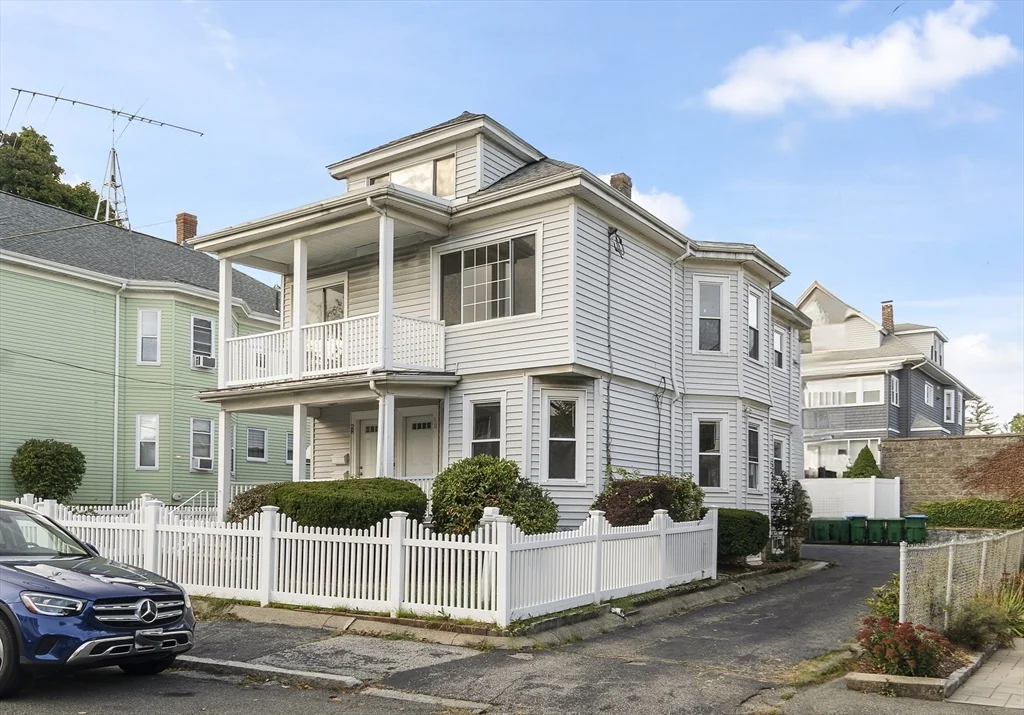 3 bed, 1 bath apartment for rent at 30 Early Ave Unit 2, Lawrence Estates — photo 19 of 23