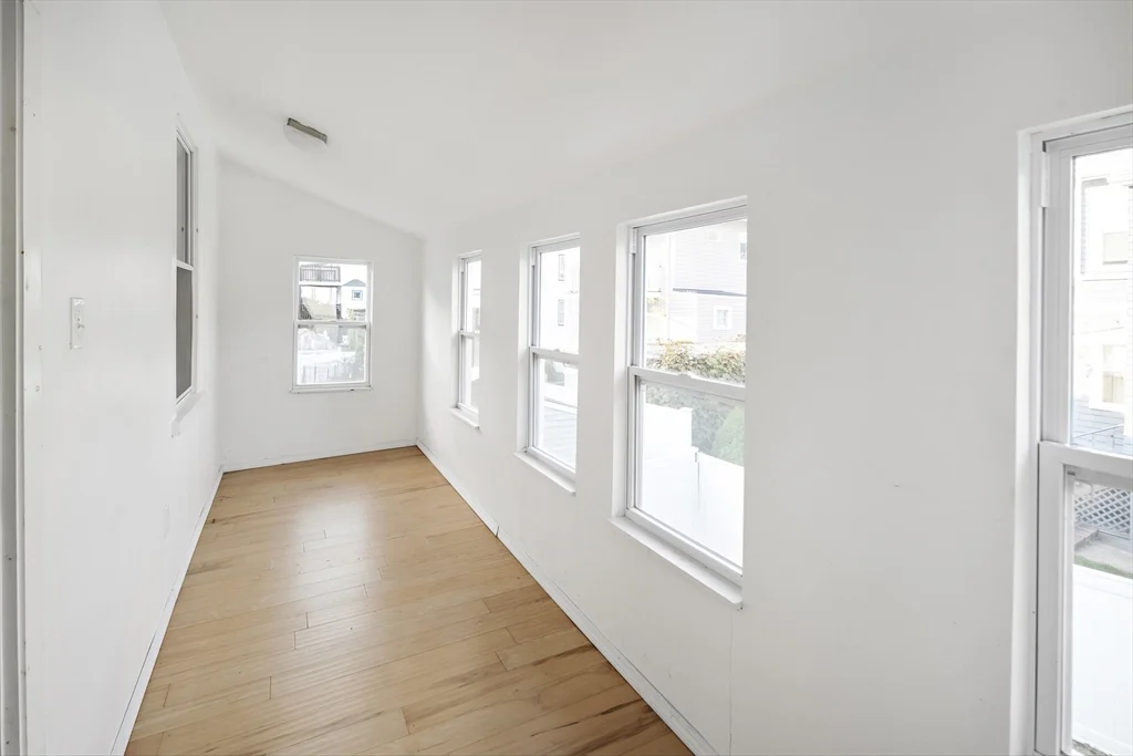 3 bed, 1 bath apartment for rent at 30 Early Ave Unit 2, Lawrence Estates — photo 15 of 23