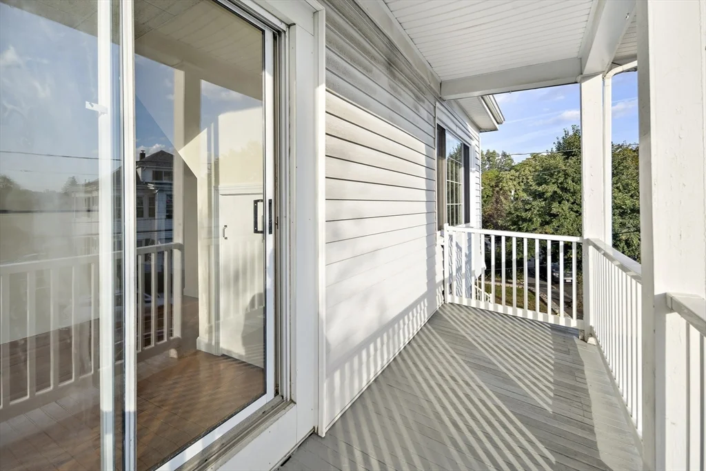 3 bed, 1 bath apartment for rent at 30 Early Ave Unit 2, Lawrence Estates — photo 10 of 23