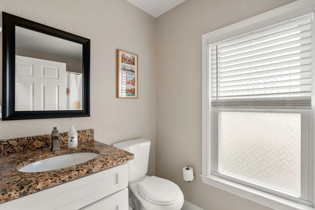 3 bed, 2 bath apartment for rent at 30 East Chestnut St Unit 30, Sharon — photo 9 of 16