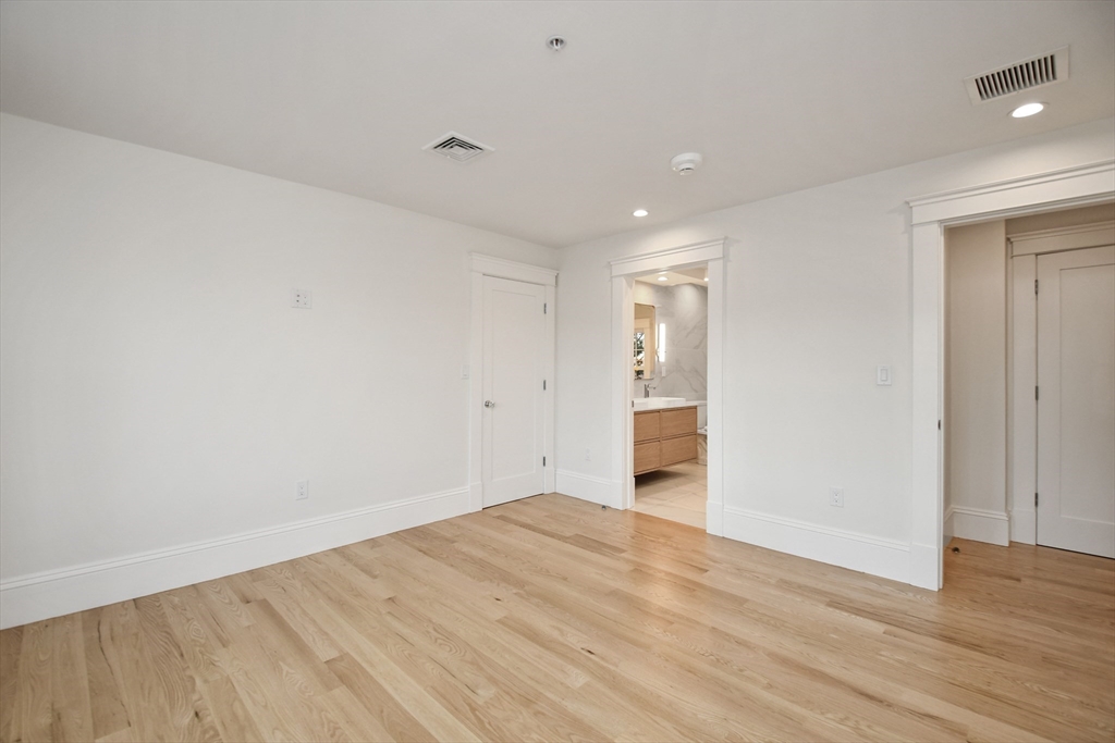 2 bed, 2 bath apartment for rent at 30 East Main St Unit 3, Westborough — photo 11 of 17