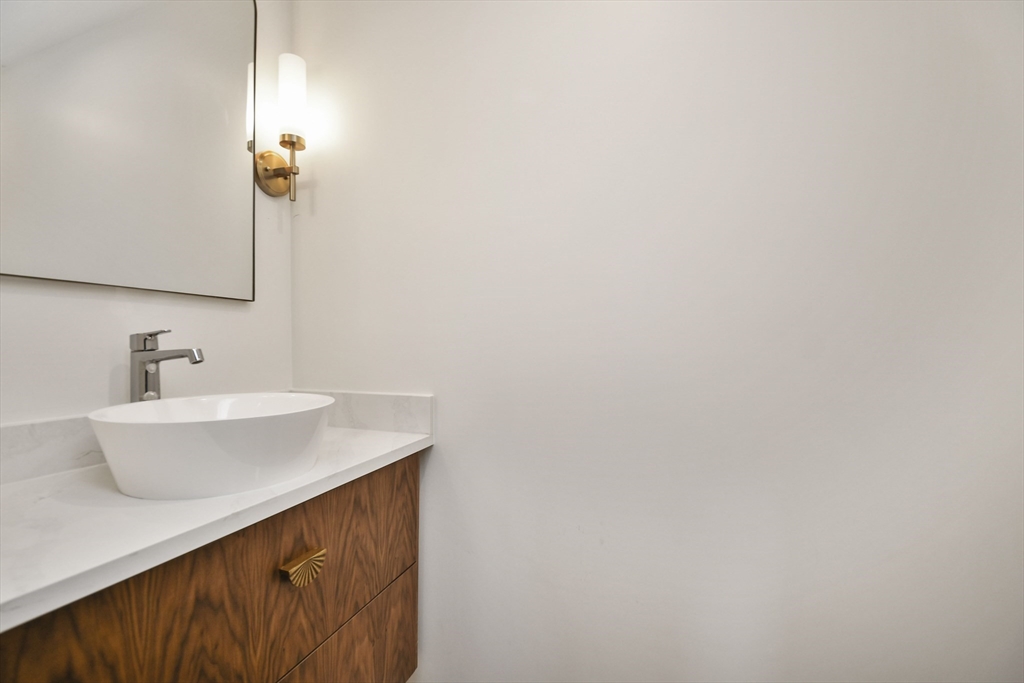2 bed, 2 bath apartment for rent at 30 East Main St Unit 3, Westborough — photo 6 of 17