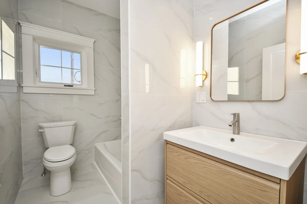 2 bed, 1 bath apartment for rent at 30 East Main Unit 2, Westborough — photo 7 of 15