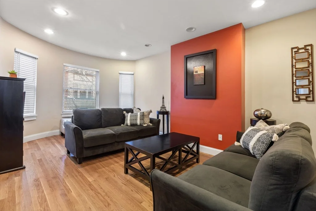2 bed, 1 bath apartment for rent at 30 Edgerly Rd Unit 3, Fenway