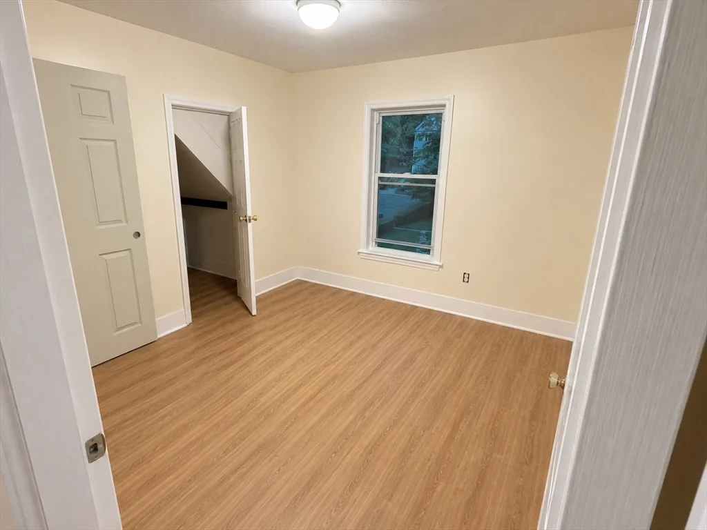 2 bed, 1 bath apartment for rent at 30 Ekman St Unit 3, Worcester — photo 10 of 11