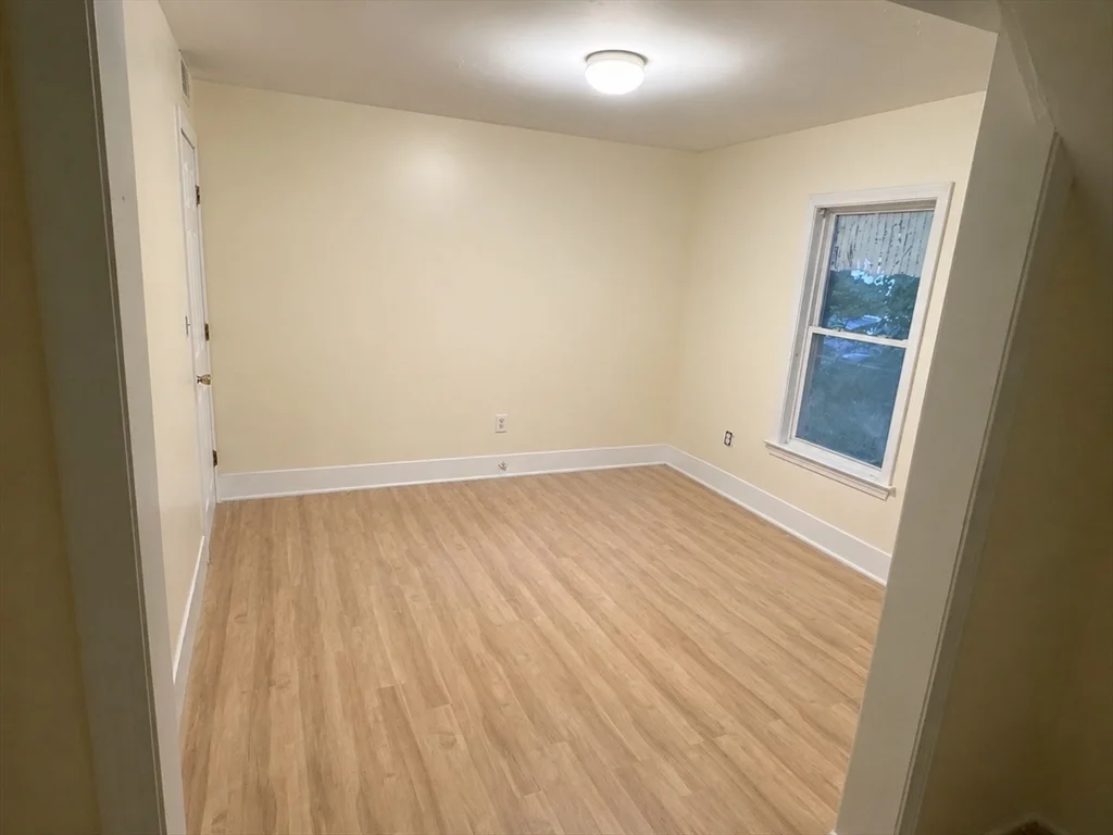 2 bed, 1 bath apartment for rent at 30 Ekman St Unit 3, Worcester — photo 9 of 11